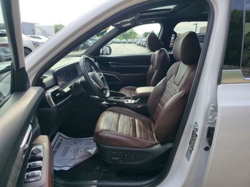 Used 2024 Kia Telluride SX Prestige AWD/4WD image 19