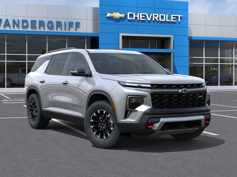 New 2026 Chevrolet Traverse Z71 w/ Enhanced Driving Package AWD/4WD image 7