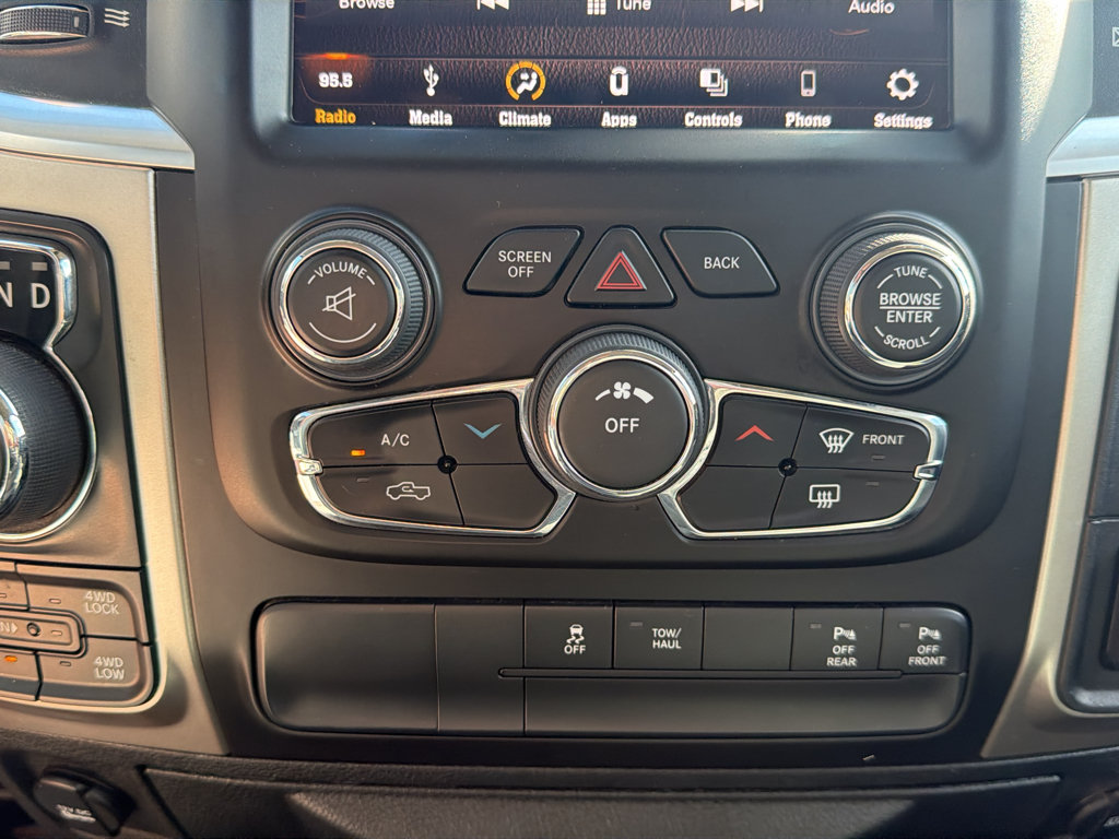 Used 2018 RAM 1500 Big Horn AWD/4WD image 25