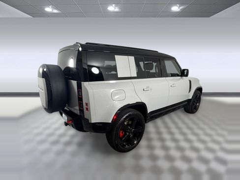 New 2026 Land Rover Defender 110 X AWD/4WD image 9