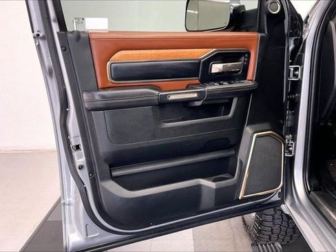 Used 2022 RAM 2500 Limited AWD/4WD image 25