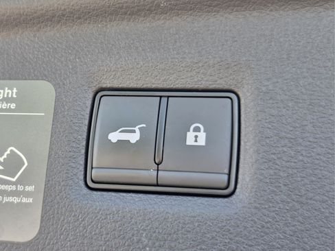 Used 2023 INFINITI QX50 Sport FWD image 29