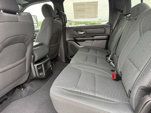 New 2026 RAM 1500 Express AWD/4WD image 21