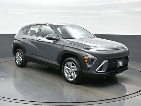 Used 2025 Hyundai Kona SE AWD/4WD image 8