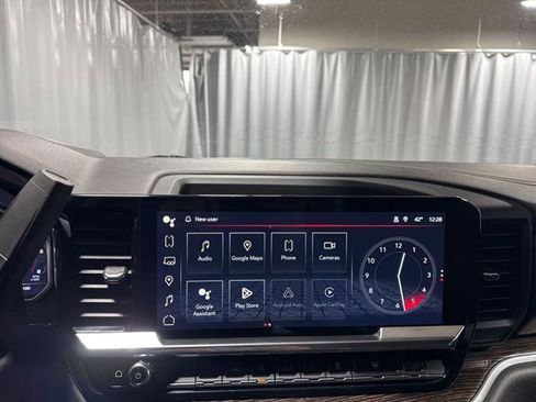 Certified 2022 GMC Sierra 1500 SLE image 19