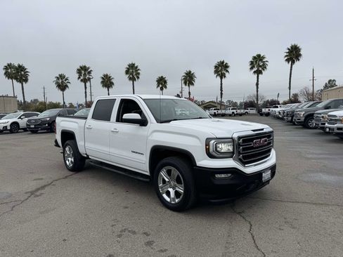 Used 2018 GMC Sierra 1500 SLE w/ SLE Value Package image 17