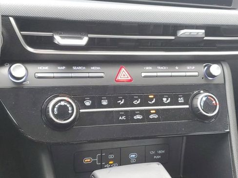 Used 2025 Hyundai Sonata SE image 29