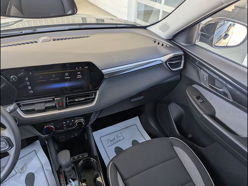 New 2026 Chevrolet TrailBlazer LT AWD/4WD image 18