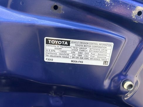 Used 2022 Toyota Corolla SE w/ Carpet Mat Package (TMS) image 28