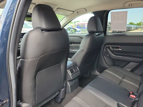 Used 2025 MAZDA CX-50 AWD 2.5 S w/ Preferred Package image 16
