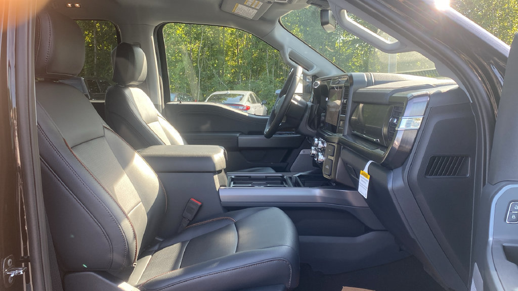 New 2027 Ford F250 Lariat w/ Lariat Premium Package AWD/4WD image 12