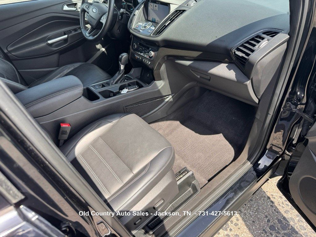 Used 2018 Ford Escape Titanium w/ Ford Safe & Smart Package AWD/4WD image 19
