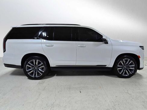 Used 2022 Cadillac Escalade Sport Platinum image 2