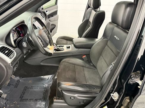 Used 2019 Jeep Grand Cherokee SRT AWD/4WD image 11