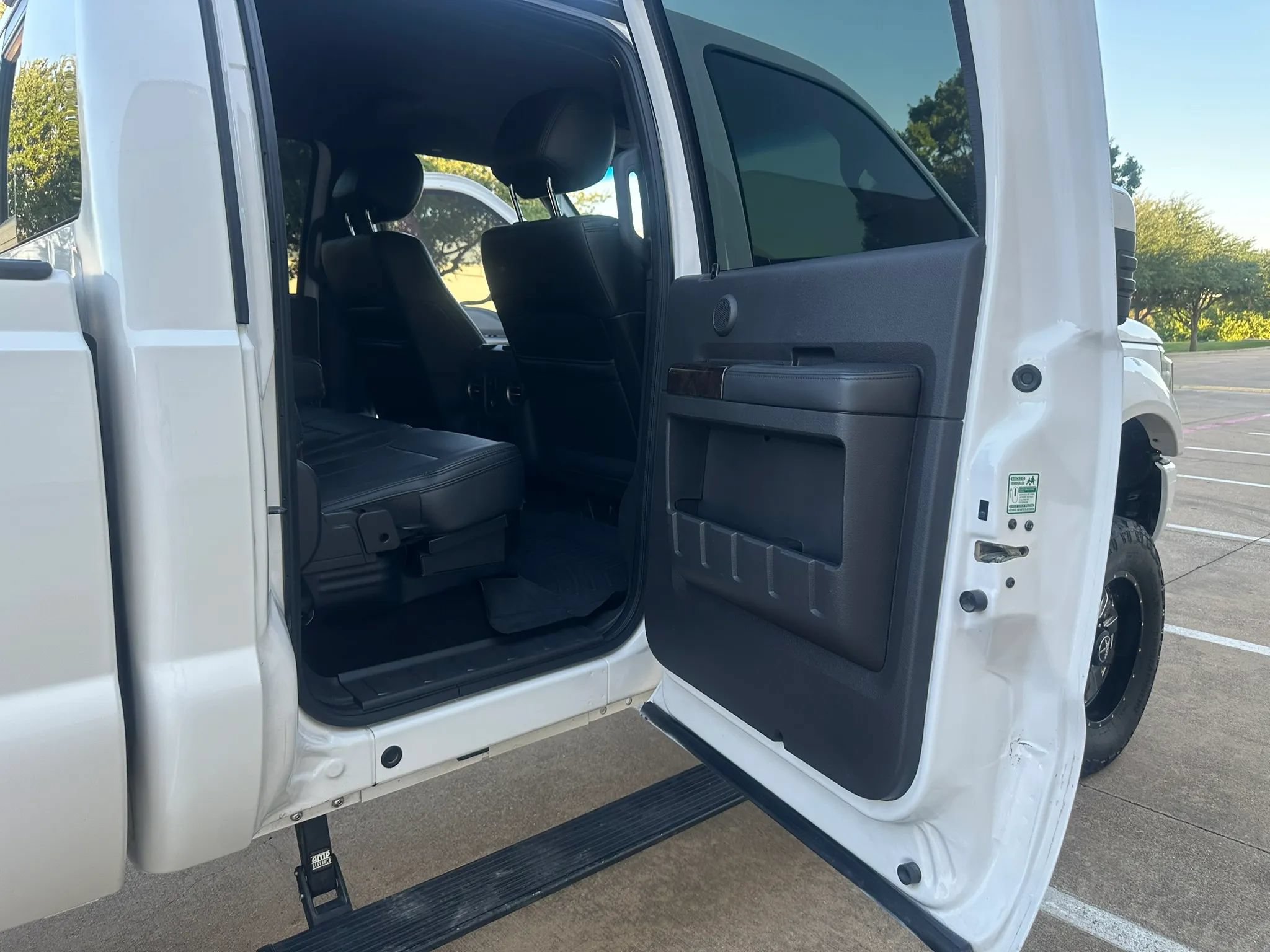 Used 2014 Ford F250 Platinum AWD/4WD image 23