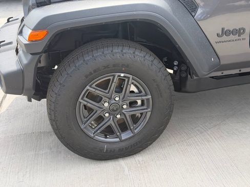 New 2026 Jeep Wrangler Sport AWD/4WD image 9