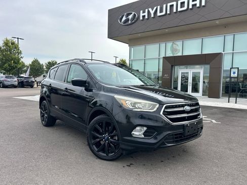 Used 2018 Ford Escape SE w/ SE Sport Appearance Package AWD/4WD image 5