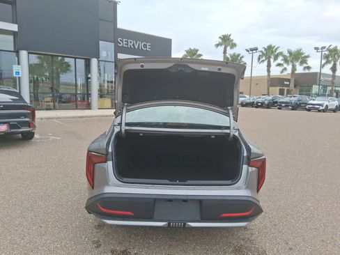 New 2026 Kia K4 FWD image 6