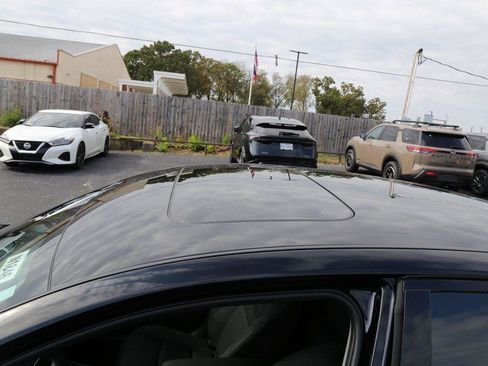 New 2025 Nissan Altima 2.5 SL image 13