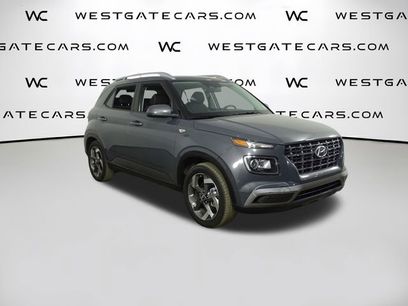 Used 2024 Hyundai Venue SEL