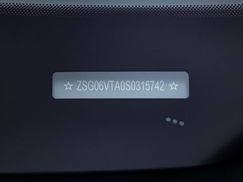 Certified 2025 Ferrari Purosangue image 61