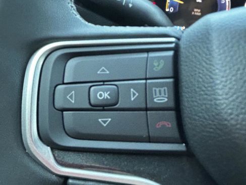 New 2024 Jeep Wagoneer 4WD w/ HD Trailer Tow Package image 24