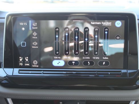 Used 2025 Volkswagen Atlas SEL Premium R-Line image 34