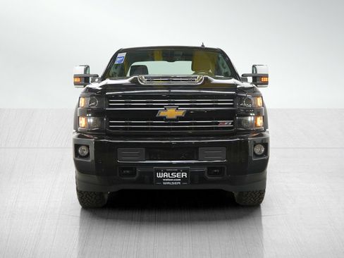 Used 2019 Chevrolet Silverado 3500 LTZ w/ Duramax Plus Package image 8
