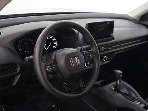 Used 2024 Honda HR-V LX image 19