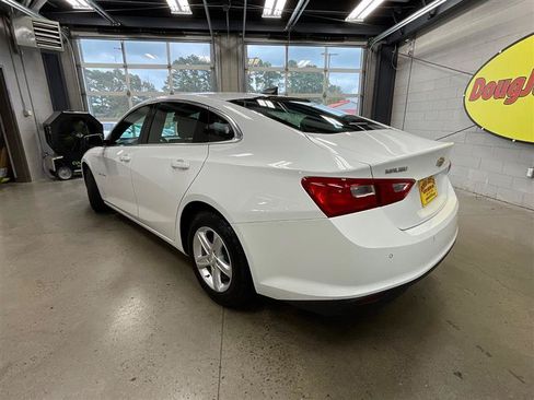 Used 2023 Chevrolet Malibu LS w/ Driver Confidence Package FWD image 3