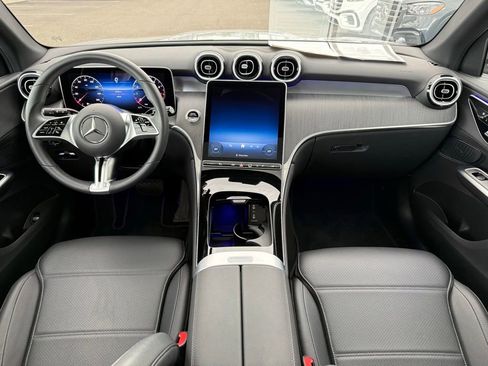 Used 2026 Mercedes-Benz GLC 300 4MATIC image 10