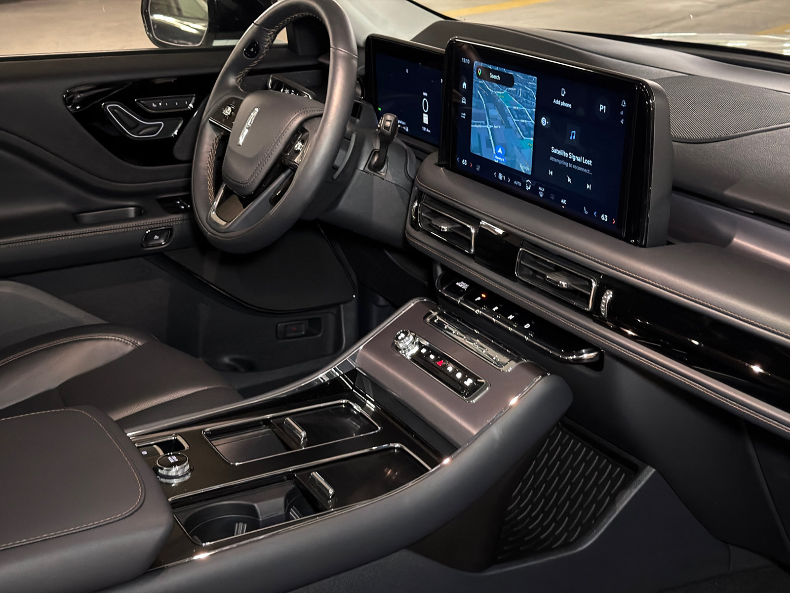 New 2026 Lincoln Aviator AWD w/ Jet Appearance Package image 10