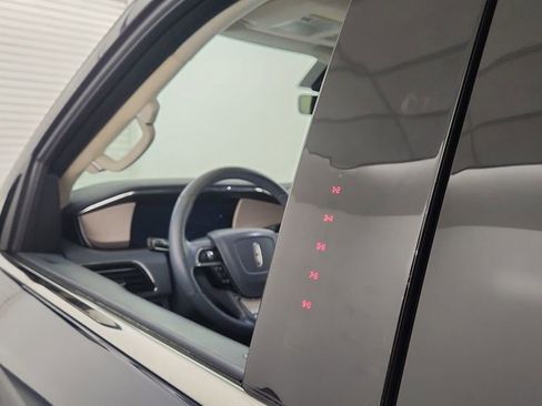 Used 2018 Lincoln Navigator Black Label image 34