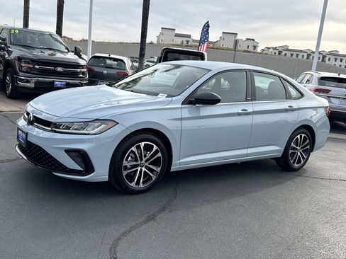 New 2026 Volkswagen Jetta Sport FWD image 5