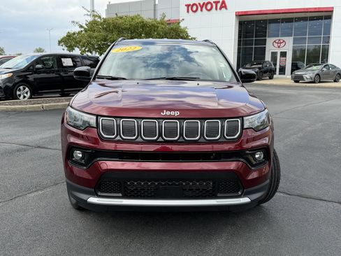 Used 2022 Jeep Compass Limited AWD/4WD image 2