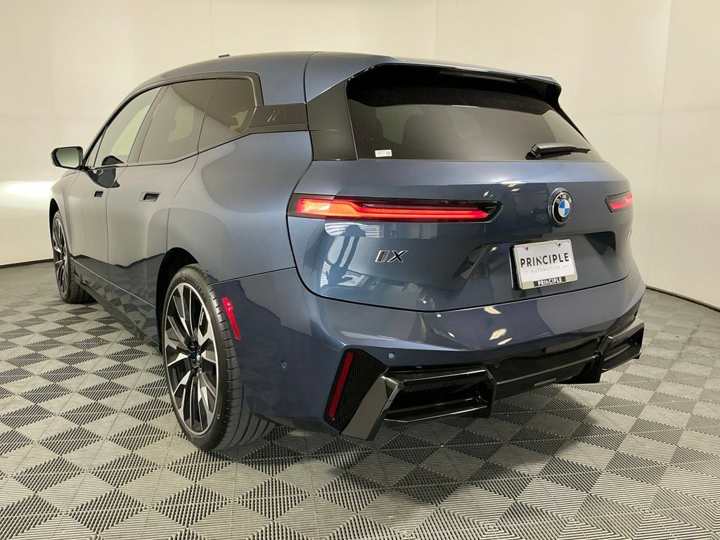 Certified 2026 BMW iX M70 AWD/4WD image 7