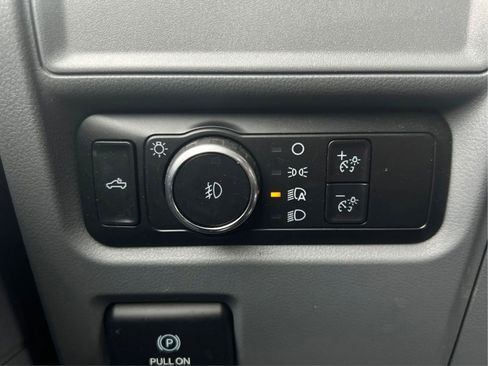 Used 2022 Ford F150 XL w/ Equipment Group 101A High AWD/4WD image 16