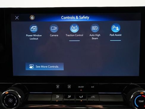 Used 2025 Chevrolet Colorado W/T image 25