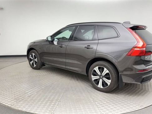 Certified 2024 Volvo XC60 T8 Plus w/ Protection Package Premier image 4