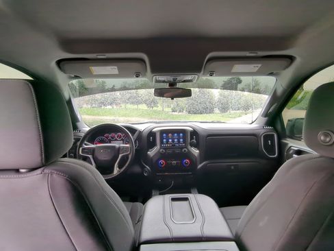 Used 2021 Chevrolet Silverado 1500 RST w/ Convenience Package II AWD/4WD image 11