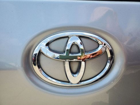 Used 2017 Toyota Sienna SE w/ SE Preferred Package image 7