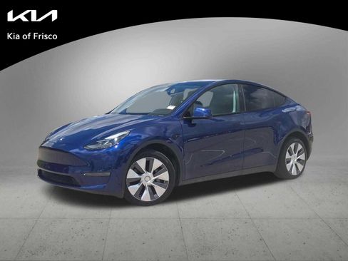 Used 2024 Tesla Model Y Long Range AWD/4WD image 1