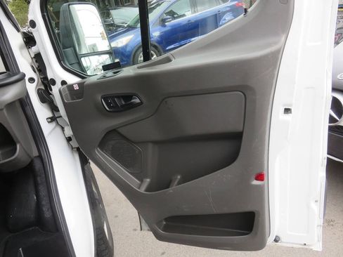 Used 2020 Ford Transit 250 Medium Roof RWD image 23