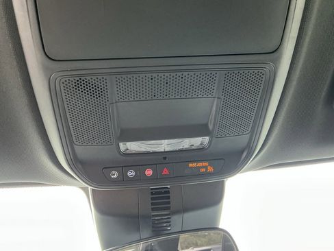 Used 2025 GMC Acadia Elevation image 45