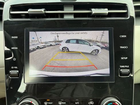Used 2023 Hyundai Tucson SE image 31