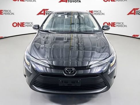Certified 2024 Toyota Corolla LE FWD image 3