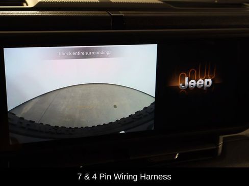 Used 2025 Jeep Wrangler Willys image 38