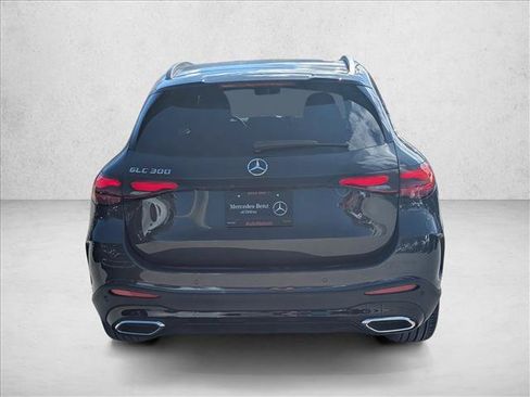 Used 2026 Mercedes-Benz GLC 300 image 7