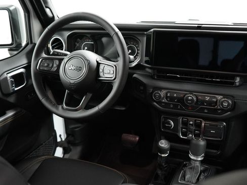 New 2026 Jeep Gladiator Sport AWD/4WD image 13