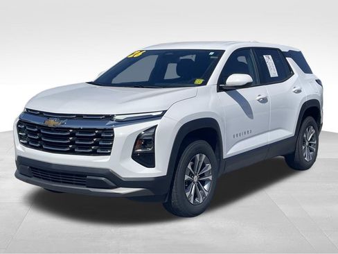 New 2026 Chevrolet Equinox LT FWD image 8